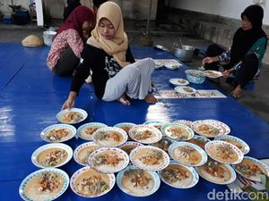 Masjid di Bantul Sediakan Takjil Bubur Sayur Selama Ramadhan