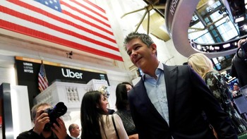 Travis Kalanick kala mendatangi bursa saham New York Stock Exchange menjelang Initial Public Offering atau IPO perusahaan yang dibesarkannya, Uber. Foto: Getty Images