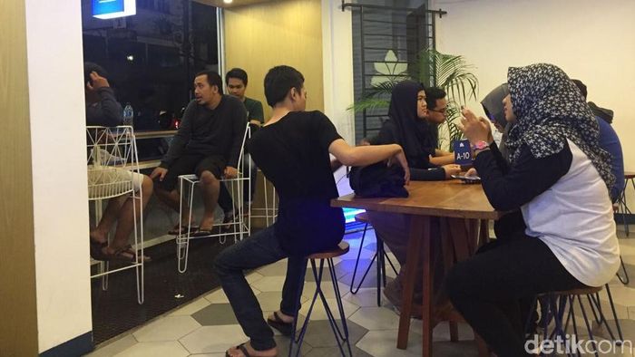 Foto: Ilustrasi Bukber (Angga Aliya ZRF Firdaus/detikFinance) Foto: Ilustrasi Bukber (Angga Aliya ZRF Firdaus/detikFinance)