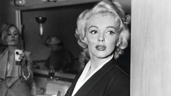 Bersama Marilyn Monroe. Foto: Flóra Borsi