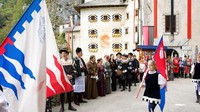 Kastil Predjama sudah ada sejak abad pertengahan. Ini pun masih jadi daya tarik bagi pengunjung untuk merasakan langsung hidup di waktu tersebut (Predjama Castle)