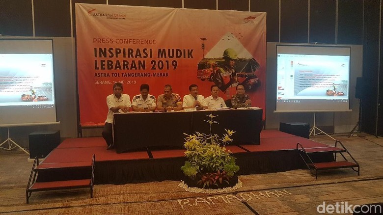 Mudik 2019, 2 Juta Kendaraan Diprediksi Lalui Tol Tangerang-Merak Mudik 2019, 2 Juta Kendaraan Diprediksi Lalui Tol Tangerang-Merak