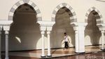 Megahnya Masjid di Atap Pasar Tanah Abang