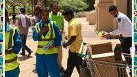 Aksi ini diketahui bermula di tahun 2016 dari sosok Sumayyah Sayed yang tinggal di Meadows, Dubai. Ia mengisi kulkasnya dan meletakkannya di depan tempat tinggalnya agar dapat berbagi dengan para pekerja di daerah sekitar selama bulan Ramadhan. Istimewa/Dok. Instagram/@ramadanfridgesdxb.
