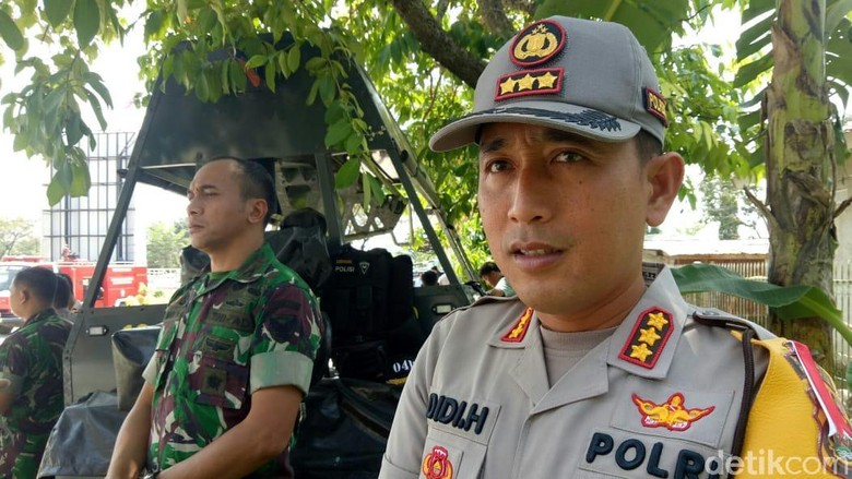 Perut Aiptu Yashudi Ditembak Saat Gagalkan Perampokan di Palembang Perut Aiptu Yashudi Ditembak Saat Gagalkan Perampokan di Palembang