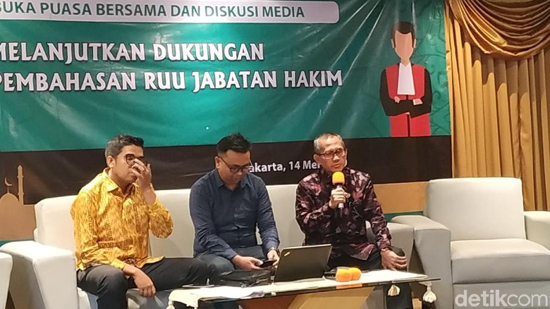 Ketua KY Ingin Pembahasan RUU Jabatan Hakim Segera Rampung Ketua KY Ingin Pembahasan RUU Jabatan Hakim Segera Rampung