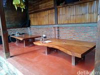 Di 7 Tempat Ini Bisa Berbuka Sambil Ngariung di Saung