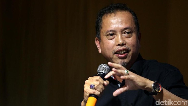 Polisi Dilarang Pamer Kemewahan, IPW: Dengan Gajinya, Bagaimana Bisa? Polisi Dilarang Pamer Kemewahan, IPW: Dengan Gajinya, Bagaimana Bisa?