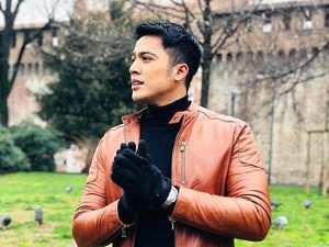 Siapa Penyanyi yang Viral Ditangkap karena Mabuk dan Telepon Ayahnya?