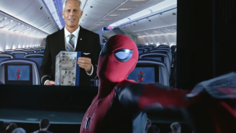 Foto: Video keselamatan United Airlines (Youtube/United) Foto: Video keselamatan United Airlines (Youtube/United)