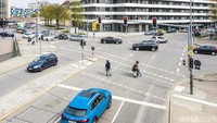 Mereka berkendara lebih efisien dan lebih relaks karena mereka tahu 250 meter di depan ada lampu lalu lintas dan mereka tahu berapa kecepatan yang dibutuhkan untuk mendapatkan lampu hijau. Foto: Audi