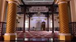 Foto: Masjid Unik, Warnanya Mirip Kue Lapis