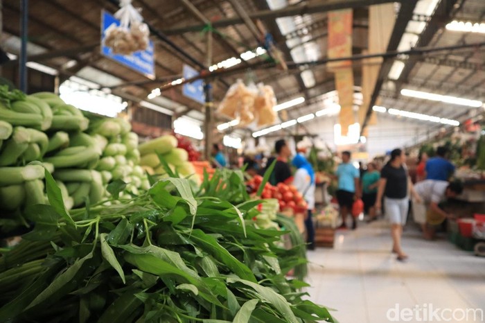 Kampanye sampah plastik KLHK di Pasar Modern Fresh Market Cibubur