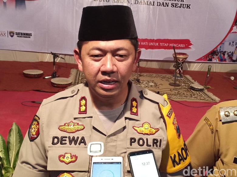 Setelah Madiun, Densus 88 Juga Amankan Terduga Teroris di Nganjuk Setelah Madiun, Densus 88 Juga Amankan Terduga Teroris di Nganjuk