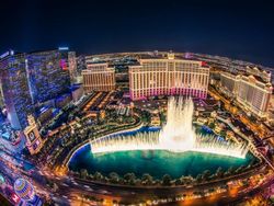 10 Air Mancur Keren di Seluruh Dunia