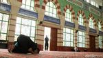Megahnya Masjid di Atap Pasar Tanah Abang