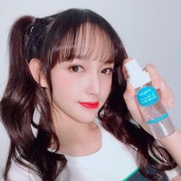 Cheng Xiao WJSNArtis KPop lain yang kulit putihnya mengalihkan perhatian adalah Cheng Xiao. Wanita asal China yang tergabung dalam girl band WJSN tersebut punya kulit putih yang terlihat merona. Foto: Instagram