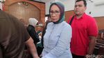 Momen Ratna Sarumpaet Cerita Foto Wajah Lebamnya di Persidangan