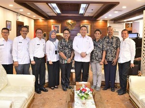 Tiga Kepala Desa Ini Sekolah ke China, Ini Hasilnya