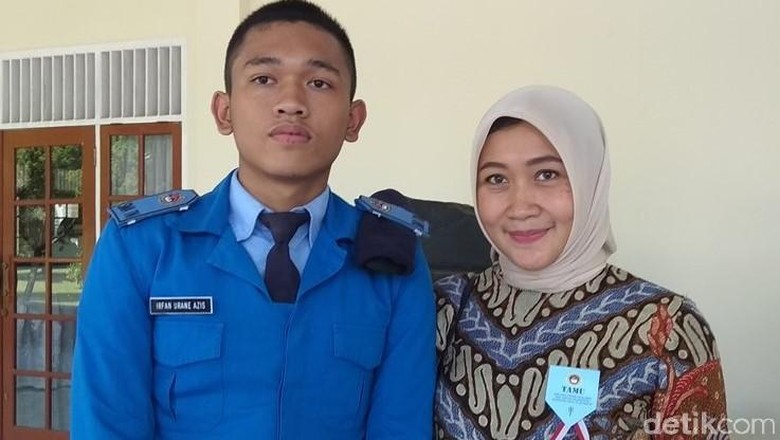 Putra Kabareskrim Raih Nilai Sempurna 3 Mapel di SMA TN Putra Kabareskrim Raih Nilai Sempurna 3 Mapel di SMA TN