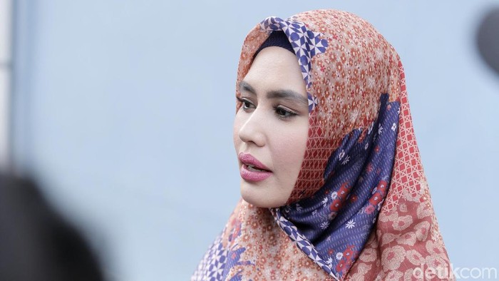 Kartika Putri saat ditemui di studio Trans TV.