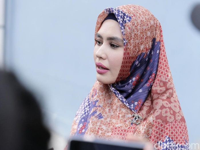 Kartika Putri saat ditemui di studio Trans TV.