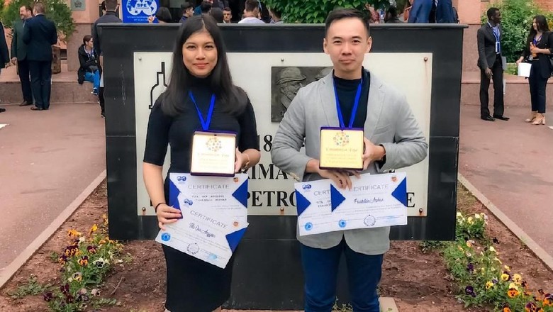 Mahasiswa ITS Jadi Jawara di Rumania Mahasiswa ITS Jadi Jawara di Rumania