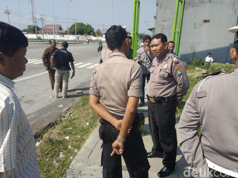 Jelang Mudik Lebaran, Tim Gabungan Cek Jalur Tengkorak di Probolinggo Jelang Mudik Lebaran, Tim Gabungan Cek Jalur Tengkorak di Probolinggo