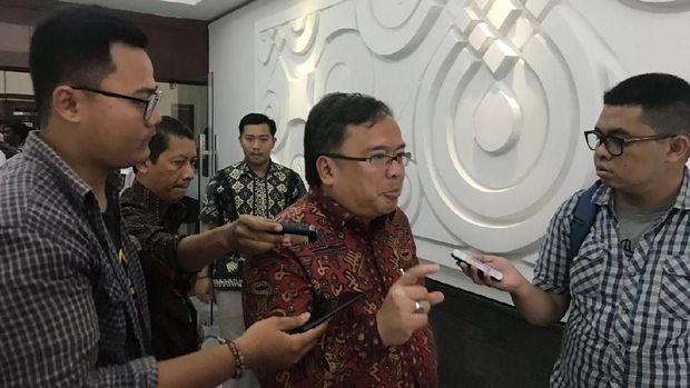 Apakah Anda Setuju Menteri-menteri Ini Layak Diganti? 