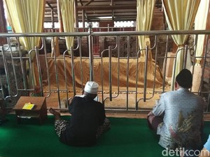 6 Rekomendasi Wisata Religi di Kediri yang Cocok untuk Liburan Idul Adha