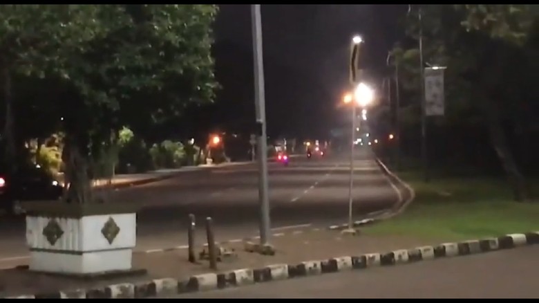Viral Video Tawuran di Kawasan Ring 1 Istana, Polisi Turun Tangan Viral Video Tawuran di Kawasan Ring 1 Istana, Polisi Turun Tangan
