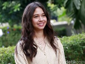 Yuki Kato Kira Kena Prank saat Diminta Isi Suara di Live-Action Mulan