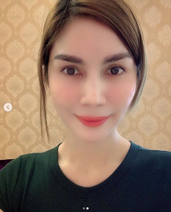 Melalui Instagramnya, Nur Sajat mengaku takut kembali ke Malaysia karena dia telah menerima ancaman pembunuhan yang tidak terhitung di negaranya. Kini, Nur Sajat meminta bantuan internasional agak dia tidak terekstradisi. Foto: Dok. Instagram/nursajadiah