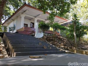 Makam Kanjeng Jimat, Saksi Bisu Sejarah Penyebaran Islam di Pacitan