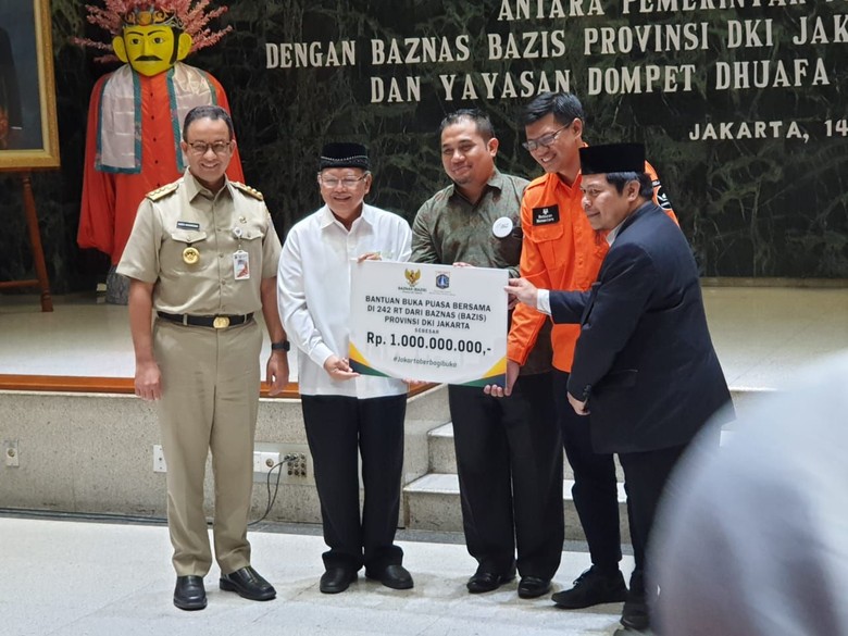 ACT-Pemprov DKI Jakarta Kembali Gelar Bukber untuk Warga Kurang Mampu ACT-Pemprov DKI Jakarta Kembali Gelar Bukber untuk Warga Kurang Mampu