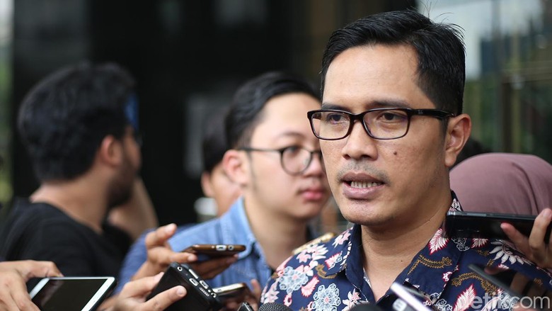 KPK Kembali Ingatkan agar Mobil Dinas Tak Digunakan untuk Mudik KPK Kembali Ingatkan agar Mobil Dinas Tak Digunakan untuk Mudik