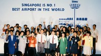 Di tahun 1980-an inilah, tepatnya 1988, Changi menjadi bandara terbaik di dunia. Penghargaan bandara terbaik ini didapat dari Business Traveler UK (Changi Aiport)