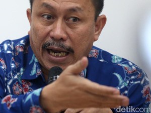 Kominfo Batasi Layanan WhatsApp Cs, Komnas HAM: Apa Dasarnya? Lebay