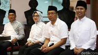 Pertemuan antar tokoh itu berlangsung secara tertutup. Setelah pertemuan selesai, akan dijelaskan hasil pertemuan kepada media. 