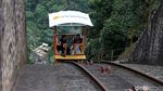 Serunya Uji Nyali Menaiki Kereta Lori PLTA Lamajan