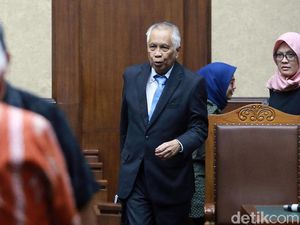 OC Kaligis: Rata-rata Tensi Lukas Enembe di Atas 200, Bisa Bikin Koma