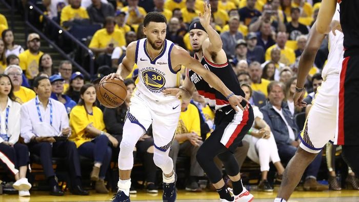 Golden State Warriors mengalahkan Portland Trail Blazers di game 1 final Wilayah Barat (Foto: Ezra Shaw/Getty Images) Golden State Warriors mengalahkan Portland Trail Blazers di game 1 final Wilayah Barat (Foto: Ezra Shaw/Getty Images)