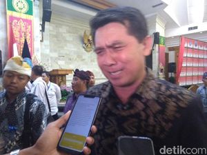 Bupati Klungkung Mantap Jadi Caleg PDIP, Ajukan Pengunduran Diri ke DPRD