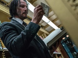 Carl Rinsch Nilap Dana Netflix Rp 178 M, Keanu Reeves Minta Keringanan Hukuman