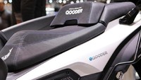 Baterai motor ini dapat diisi penuh dalam 5,2 jam dan mencapai 80 persen dalam waktu 4 jam untuk pilihan baterai standar 7,2kWH. Istimewa/Eqooder.