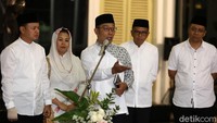 Mereka bersepakat untuk membangun pendidikan politik kepada masyarakat, khususnya mengajarkan demokrasi yang sehat.