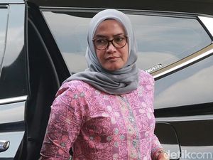 Jokowi Berhentikan Komisioner KPU Evi Novida Ginting dengan Tidak Hormat