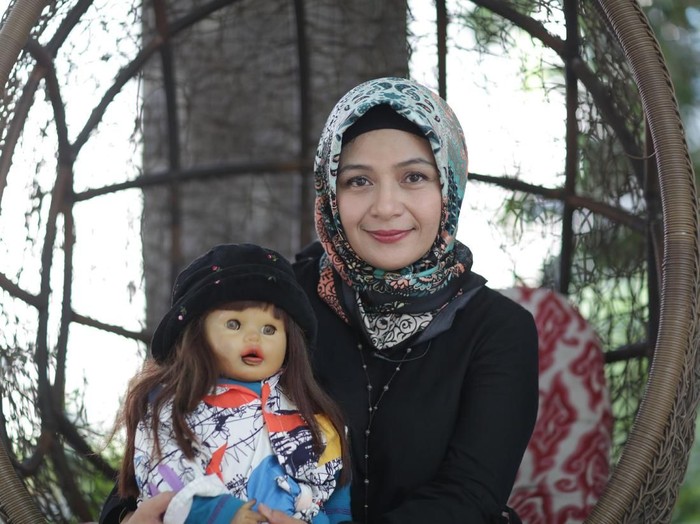 Ria Enes dan Suzan