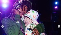 Namun baru-baru ini ia curhat soal tindakan para fans yang keterlaluan. Dok. Instagram/billieeilish