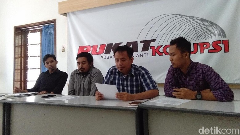 Pukat UGM Desak Jokowi Pecat 3 Menteri yang Terbelit Kasus Hukum Pukat UGM Desak Jokowi Pecat 3 Menteri yang Terbelit Kasus Hukum